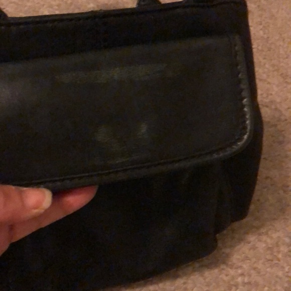 Authentic Fossil Classic satchel with strap. - Picture 7 of 7